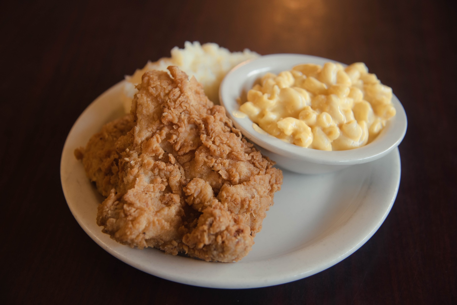 Hand-breaded fried chicken plate at The Sirloin House in Eden, NC